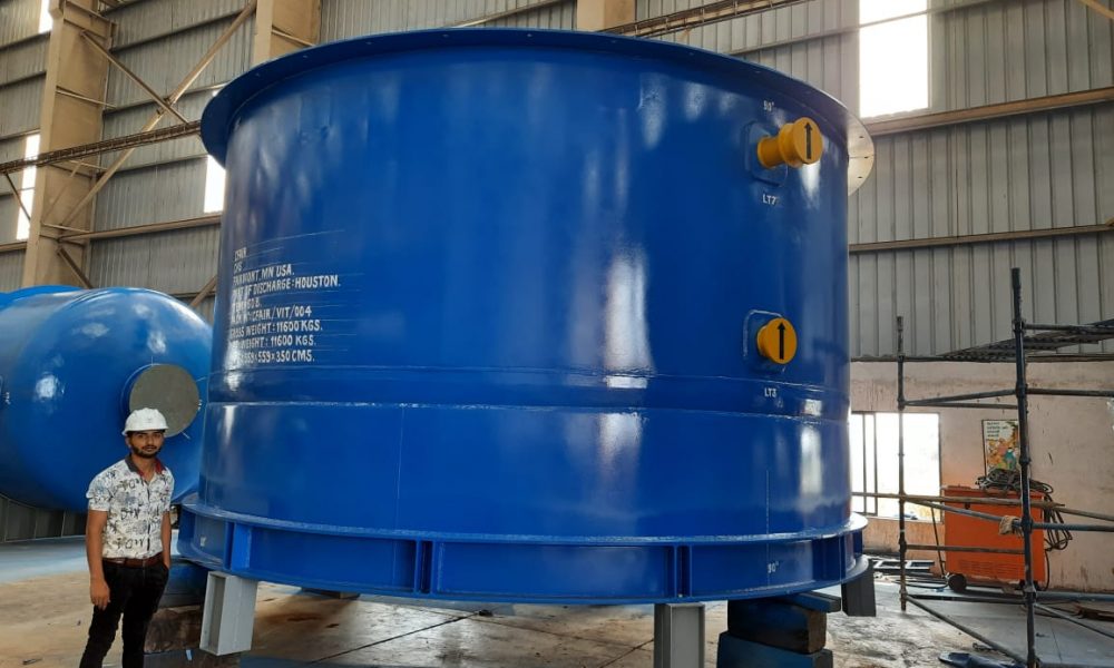 FIRST STAGE SEPARATOR - MIDDLE SECTION    SA 516 Gr. 70